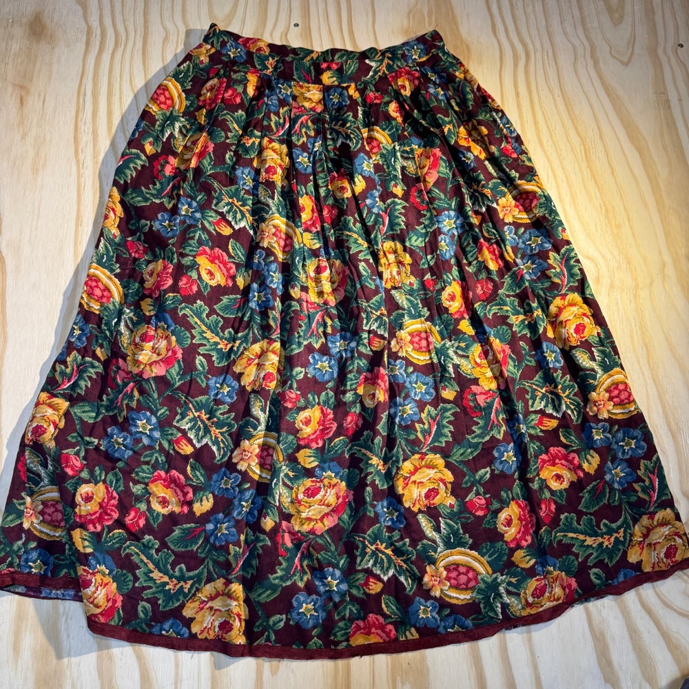 Susan Bristol Women's Vintage Floral Midi Skirt Burgundy Rayon Pleated Size 12